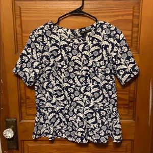 Banana Republic pendulum top size small